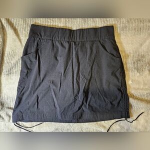 Columbia womens Black skirt size L large athletic skort Golf Athleisure Outdoors